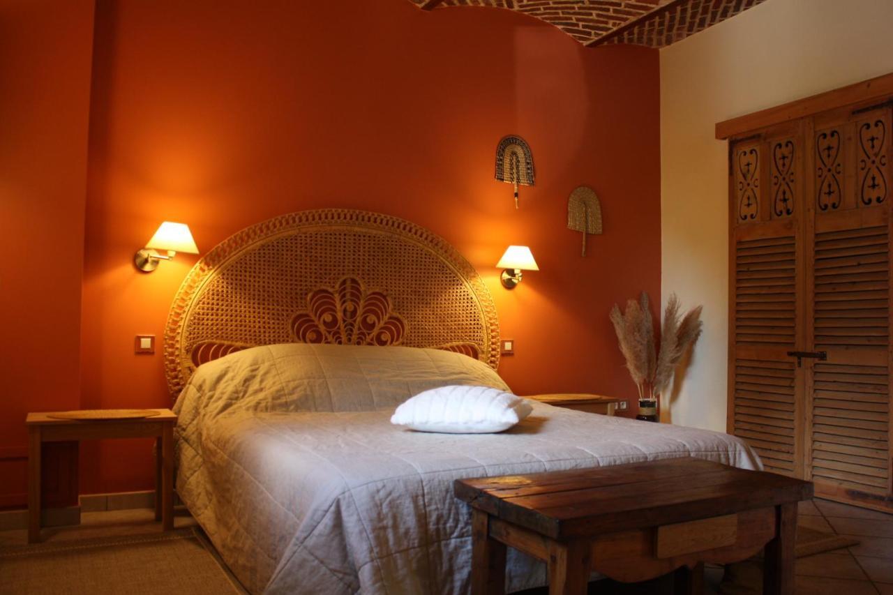 Santes L'Atterrissage Bed & Breakfast エクステリア 写真