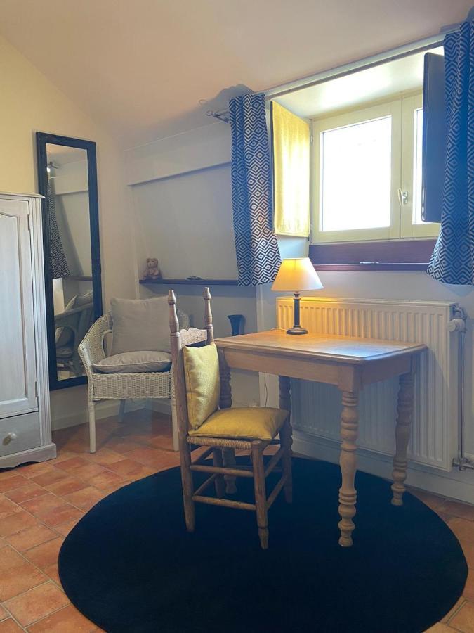 Santes L'Atterrissage Bed & Breakfast エクステリア 写真
